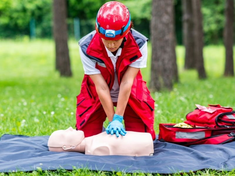 İlk Yardım Eğitici Eğitimi: Temel Bilgiler ve Önemi