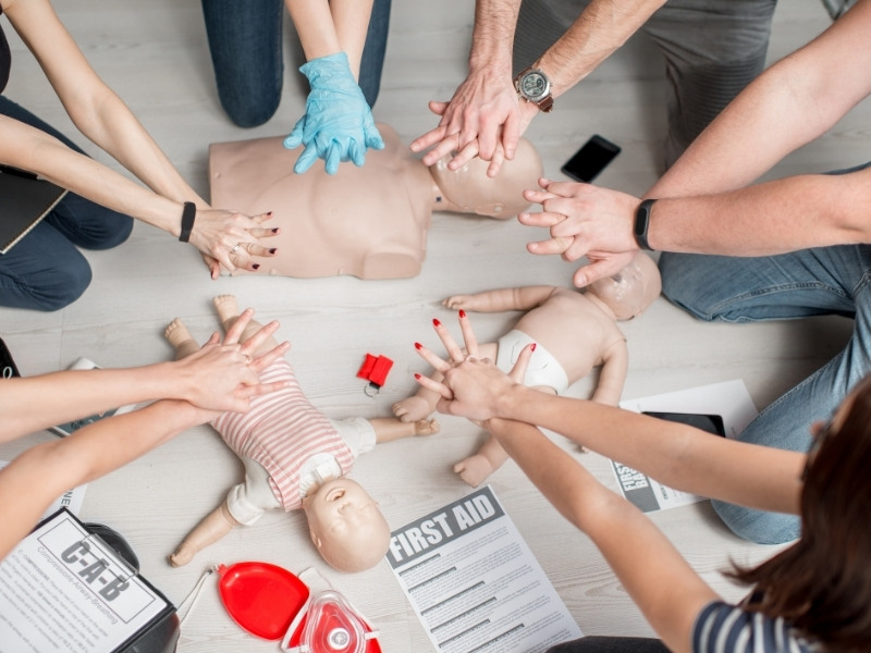 Hayat Kurtaran Bilgiler: İlk Yardımın Önemi ve Eğitim Süreci